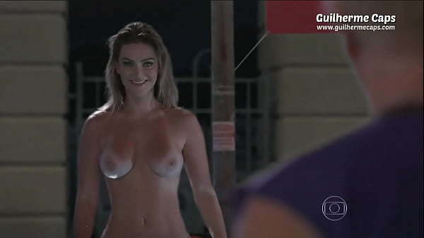 Mulheres nuas na tv