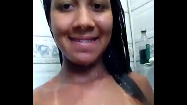 Porno novinha no banho